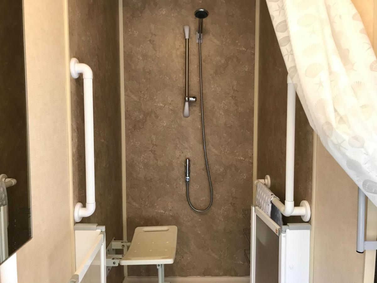Accessible Wheelchair Friendly Caravan, Lg24, Shanklin, Isle Of Wight Exterior foto
